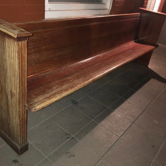 Church bench - Picture 1 of 1